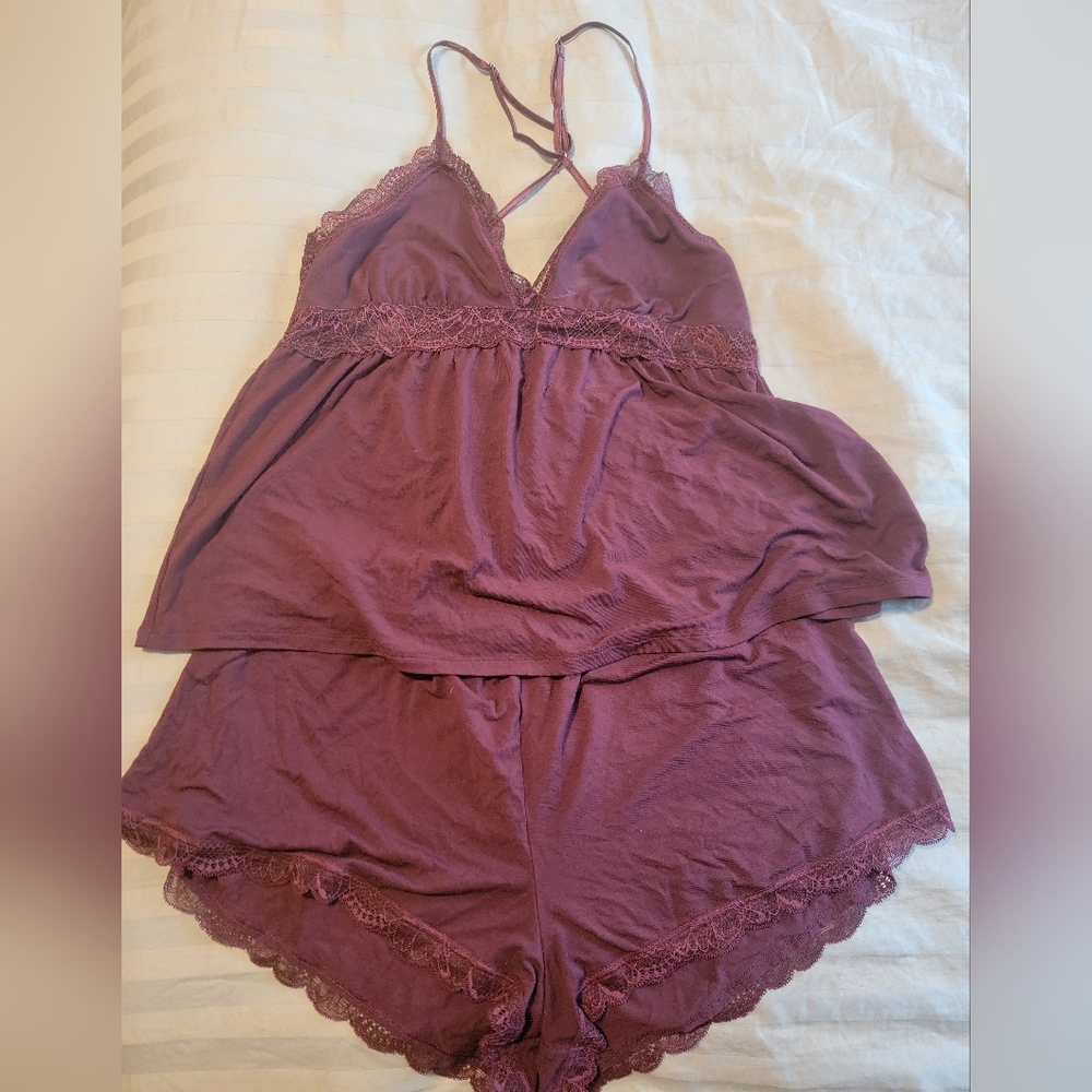 Sleep wear by Victoria